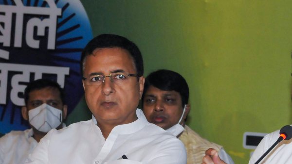 ಸಂವಿಧಾನದ ಸ್ವಾತಂತ್ರ್ಯ ಅರ್ಥಹೀನ