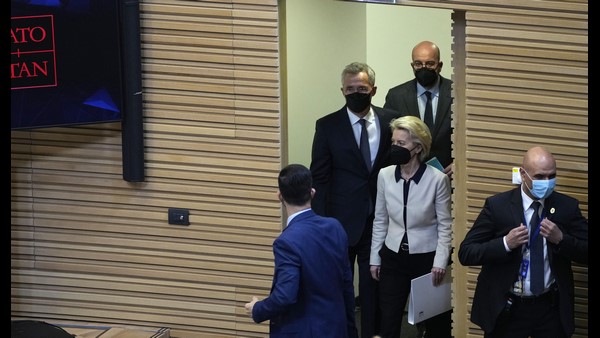 ಯುರೋಪಿಯನ್ ಒಕ್ಕೂಟದಿಂದ ರಷ್ಯಾ ಮೇಲೆ ನಿರ್ಬಂಧ 