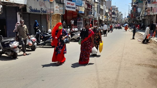 ಗಾಂಧಿ ಬಜಾರ್ ಪುನರಾರಂಭ