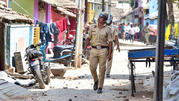 ರಾಜ್ಯದಲ್ಲಿ ಸರ್ಕಾರ ಇದೆಯೇ?