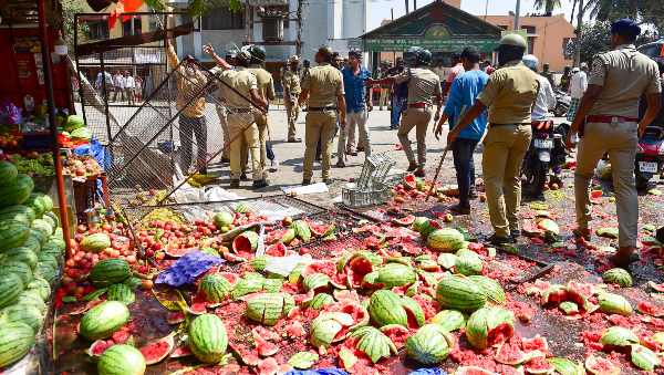 ಈಶ್ವರಪ್ಪ ಸಂಪುಟದಿಂದ ವಜಾಗೊಳಿಸಿ