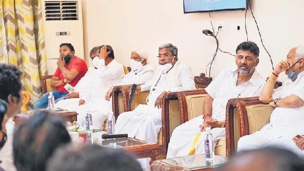  ಎಲ್ಲವನ್ನೂ ಸಿದ್ದರಾಮಯ್ಯ ಮೌನವಾಗಿ ಆಲಿಸಿದ್ದಾರೆ ಎನ್ನುವ ಮಾಹಿತಿ