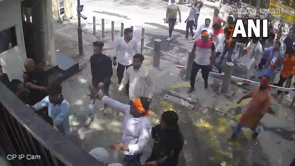 8 arrested under vandalising CM Kejriwals residence case; AAP moves Delhi HC for SIT probe 8 arrested under vandalising CM Kejriwals residence case; AAP moves Delhi HC for SIT probe