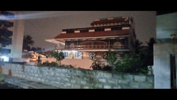 ACB Raid On 9 BDA Mediators Houses in Bengaluru