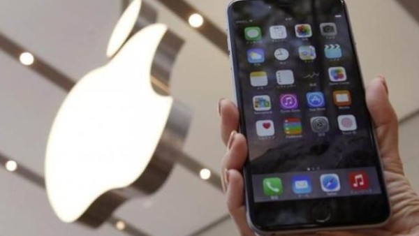 Bengaluru Consumer Court Tells Apple to Replace Phone or Refund Ammont to Customer ! 