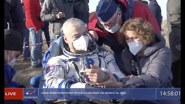 NASAs Vande Hei and Russian Astronauts Land on Earth Together Amid War in Ukraine NASAs Vande Hei and Russian Astronauts Land on Earth Together Amid War in Ukraine