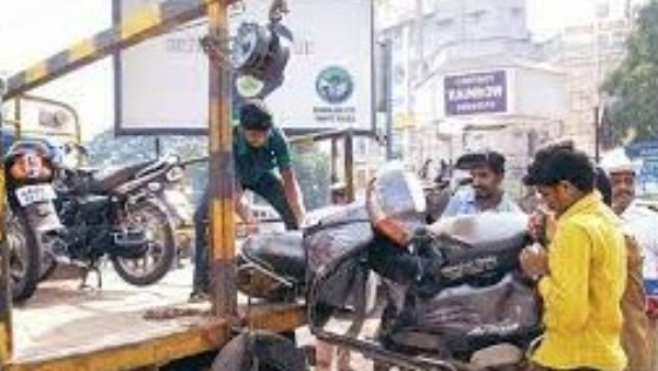 Traffic Joint Police Commissioner Ravikantegwoda reaction about Towing restart in Bengaluru