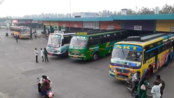 90 ಬಸ್‌ಗಳ ಓಡಾಟ ಬಂದ್