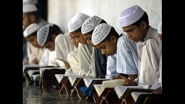  ಮದರಸಾ ಶಿಕ್ಷಣದಿಂದಾಗಿ ಅಲ್ಪಸಂಖ್ಯಾತ ಮಕ್ಕಳು ಶಿಕ್ಷಣ ಪದ್ಧತಿಯಿಂದ ದೂರವಾಗಬಾರದು