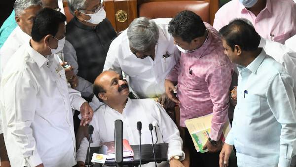 Karnataka Ministers, Political leaders Former Reaction to Karnataka Budget 2022-23