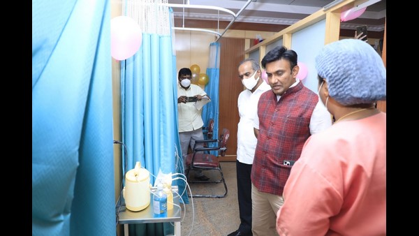 ವೈದ್ಯರು, ದಾದಿಯರು, ಆಶಾ ಕಾರ್ಯಕರ್ತೆಯರ ಸೇವೆ ಅನನ್ಯ ವೈದ್ಯರು, ದಾದಿಯರು, ಆಶಾ ಕಾರ್ಯಕರ್ತೆಯರ ಸೇವೆ ಅನನ್ಯ