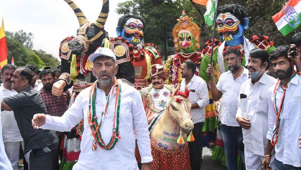 ಆರಂಭದಿಂದಲೂ ಪಾದಯಾತ್ರೆಗೆ ವಿಘ್ನ