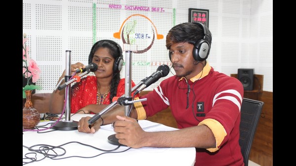  ಎರಡು ಹೈಟೆಕ್ ಸ್ಟುಡಿಯೋ