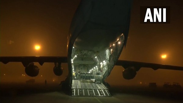 Ukraine-Russia War: Indian Air Force joins evacuation efforts, C-17 aircraft leaves for Romania Ukraine-Russia War: Indian Air Force joins evacuation efforts, C-17 aircraft leaves for Romania