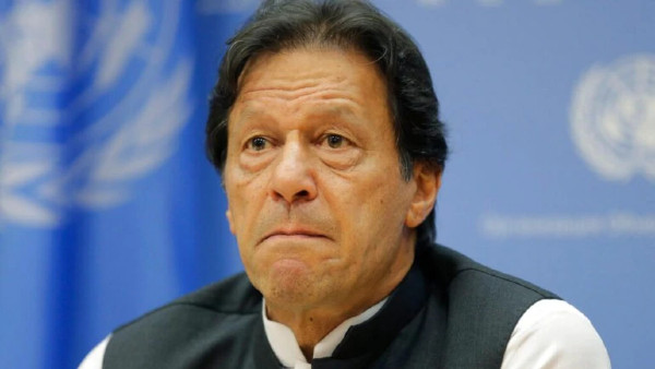 Pakistan PM Imran Khans plea to disqualify rebels hits a legal wall Pakistan PM Imran Khans plea to disqualify rebels hits a legal wall