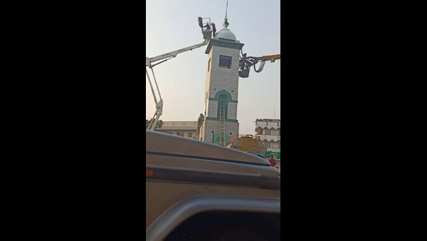 Kolar police hosted national flag in Kolar clock tower after 70 years 