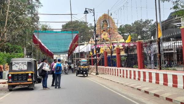 ಪ್ರಥಮ ಪೂಜೆ ನಡೆಯುತ್ತಿತ್ತು