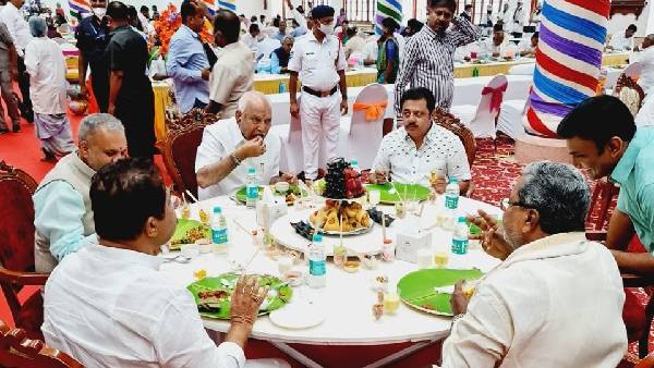  ವಿಧಾನಸೌಧದ ಬಾಂಕ್ವೆಟ್ ಹಾಲ್ ನಲ್ಲಿ ಭೋಜನಕೂಟ