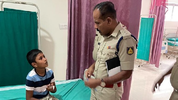 Anekal Brutal Murder: Husband Has Killed His Wife in Front of 10 Year Old Son in Anekal 