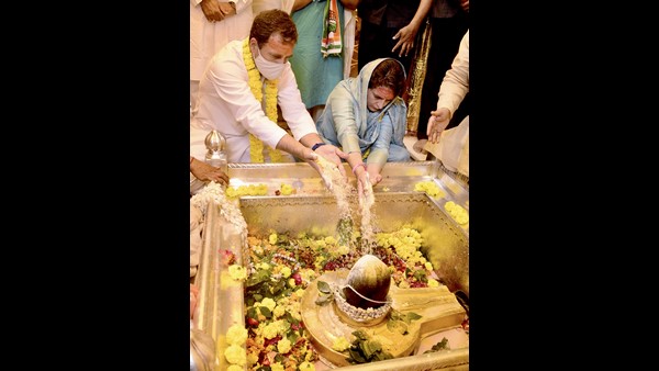  ಮಹಿಳೆಯರಿಗೆ ಟಿಕೆಟ್ ನೀಡುವ ವಿಚಾರದಲ್ಲಿ ಪ್ರಾಮುಖ್ಯತೆ