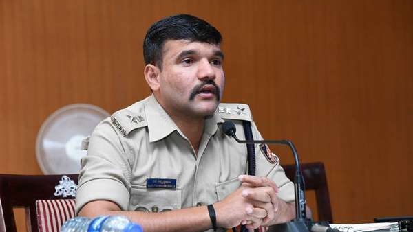 IPS Officer Ravi D Channannanavar Bribe Case: MLC Ravi Kumar Raise Question in Assembly Session 