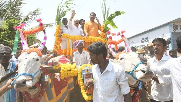 CM Basavaraj Bommai Launch Doorstep Delivery of Revenue Documents Scheme at Chikkaballapur
