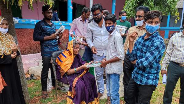 ಮಹಾನ್ ತಾಯಿ ನಿದರ್ಶನವಾಗಿದ್ದಾರೆ