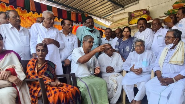 Student Naveen Died in Ukraine Due to the Foreign Ministry Recklessness: Siddaramaiah 