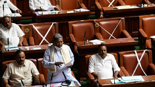 Tamil Nadu Assembly Resolution Against Mekedatu: Siddaramaiah Urges Delegation to PM