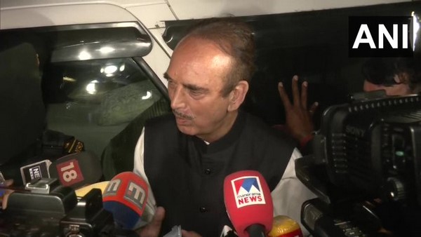 Congress reach-out to G-23: Ghulam Nabi Azad arrived to Sonia Gandhis Delhi Residence