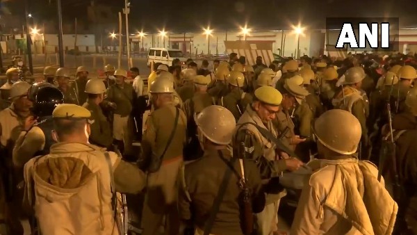 UP Election: SP Workers Stage Protest Outside Evm Strong Room In Varanasi