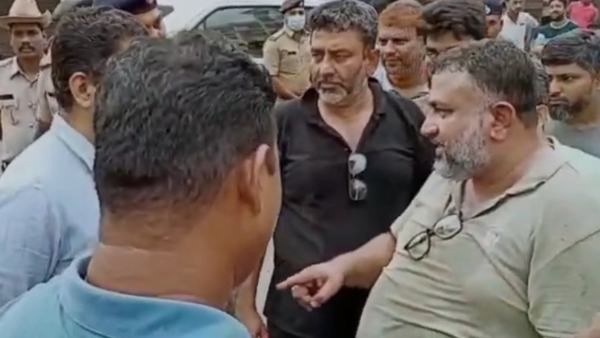 Udupi: SDPI District Presidents Illegal Hotel Clearance At Mosque Building Udupi: SDPI District Presidents Illegal Hotel Clearance At Mosque Building