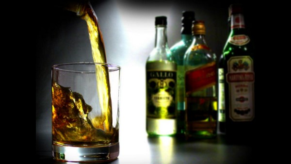 ಮದ್ಯಪಾನ ಪ್ರಿಯರಲ್ಲಿ ಆಲ್ಕೋಹಾಲ್ ಕಂಟೆಂಟ್ ನೋಡುವವರೆಷ್ಟು? 