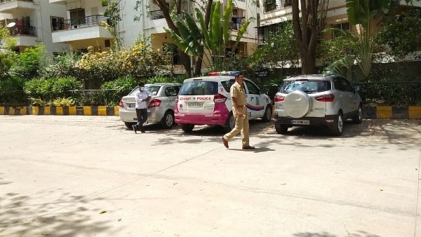 Bomb threat Email to 6 Schools of Bengaluru; Police Starts Searching