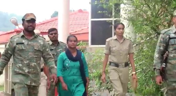 ಬಿ.ಜಿ. ಕೃಷ್ಣಮೂರ್ತಿ ಇದೀಗ ಪೊಲೀಸರ ಅತಿಥಿ ಬಿ.ಜಿ. ಕೃಷ್ಣಮೂರ್ತಿ ಇದೀಗ ಪೊಲೀಸರ ಅತಿಥಿ