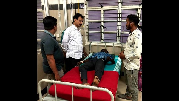 Attack On A Young Man In Shivamogga; Hindu Leaders Rush To Meggan Hospital