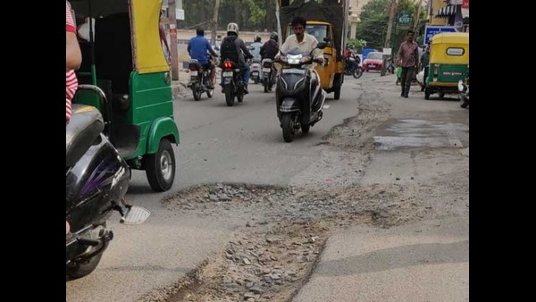 Fix the Roads or Face Action Says BBMP Commissioner Gaurav Gupta to BWSSB