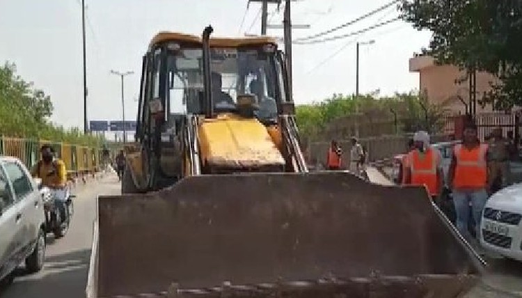 Know why anti-encroachment drive took place at Jahangirpuri in North Delhi 