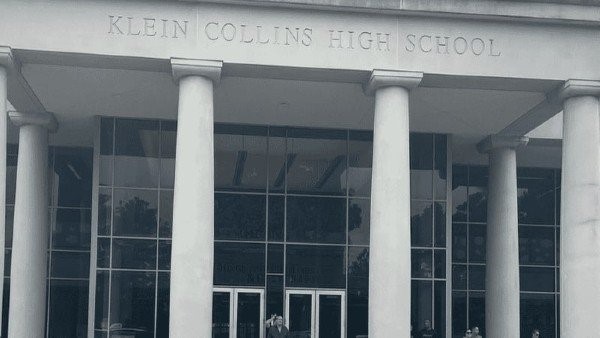 ತರಗತಿಯ ಪ್ರೊಜೆಕ್ಟರ್‌ನಲ್ಲಿ ಅಶ್ಲೀಲ ವಿಡಿಯೊ ಪ್ಲೇ 