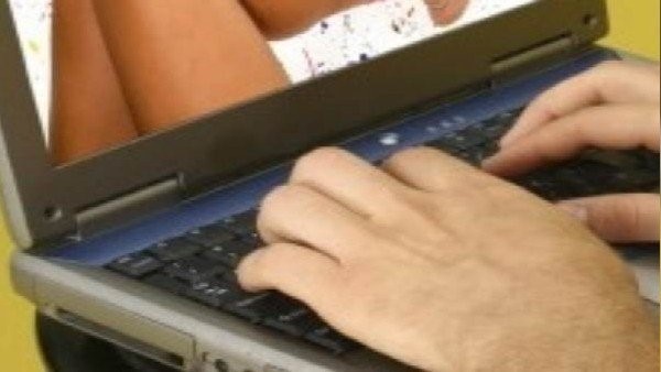 ಇದು ದೊಡ್ಡ ವಿಚಾರವಲ್ಲ ಎಂದು ಕೆಲ ಪೋಷಕರು 