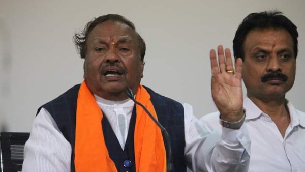 ಕಾರ್ಯಕಾರಣಿಗೂ ಮೊದಲು ರಾಜೀನಾಮೆ