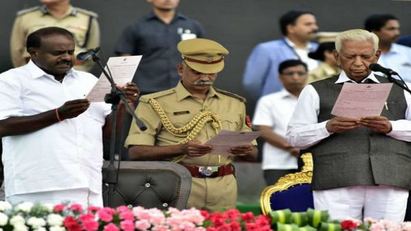  ಎಚ್.ಡಿ.ಕುಮಾರಸ್ವಾಮಿ ನೇತೃತ್ವದಲ್ಲಿ ಸಮ್ಮಿಶ್ರ ಸರಕಾರ ಅಧಿಕಾರಕ್ಕೆ