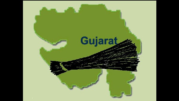 Gujarat polls: Tiranga yatra, road show by AAP