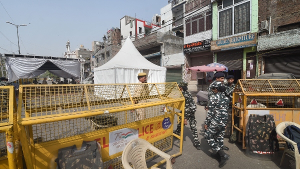 Demolition Drive By MCD At Jahangirpuri After Clash 