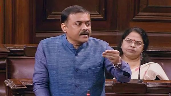 ಸುಪ್ರೀಂಕೋರ್ಟ್ನಲ್ಲಿ ಗುರುವಾರ ವಿಚಾರಣೆ ಸುಪ್ರೀಂಕೋರ್ಟ್ನಲ್ಲಿ ಗುರುವಾರ ವಿಚಾರಣೆ