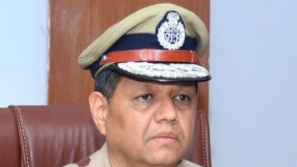 Breaking news : Bomb threat for four schools in Bengaluru 