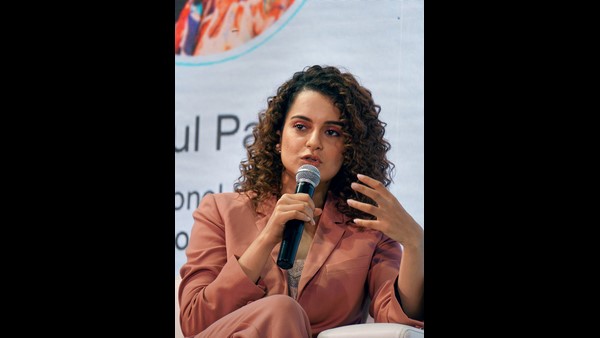 ಅಂಜಯ್ ದೇವಗನ್ ಹೇಳಿಕೆಗೆ ಕಂಗನಾ ಬೆಂಬಲ 