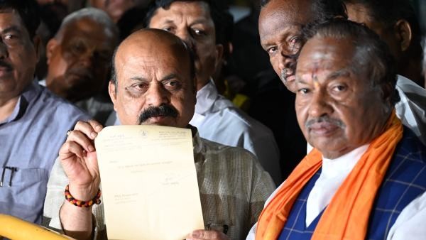  ಶಿವಮೊಗ್ಗದಿಂದ ಬೆಂಗಳೂರಿನವರೆಗೆ ರೋಡ್ ಶೋ