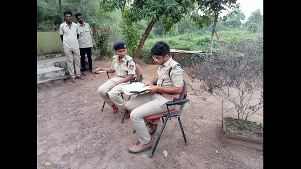 Mysuru: 14-year-old Girl Suffering From Cancer Becomes Nagarahole RFO For A Day