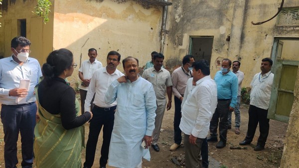  ಕಲಬುರಗಿ ಮತ್ತು ಬೆಳಗಾವಿಯಲ್ಲಿ ರೇಷ್ಮೆ ಮಾರುಕಟ್ಟೆ ನಿರ್ಮಾಣ 